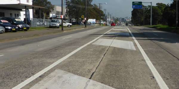 straight road from median strip no cars